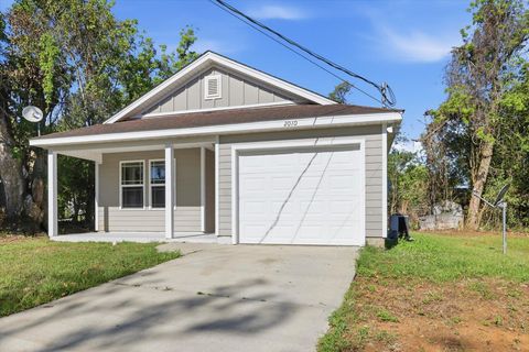 Tiny photo for 2010 Saxon Street, Tallahassee, FL 32310 (MLS # 399017)
