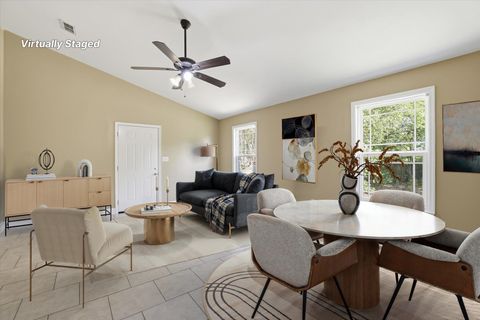 Tiny photo for 2010 Saxon Street, Tallahassee, FL 32310 (MLS # 399017)