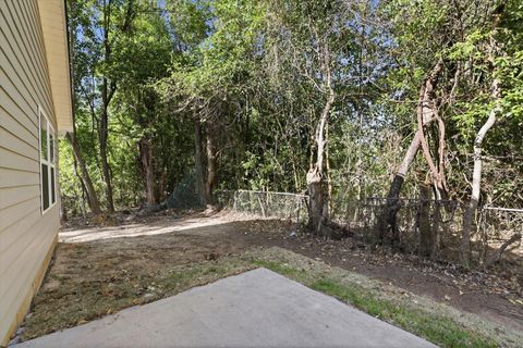 Tiny photo for 2010 Saxon Street, Tallahassee, FL 32310 (MLS # 399017)
