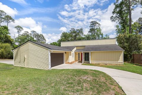 Tiny photo for 1607 Seminole Drive, Tallahassee, FL 32301 (MLS # 398179)