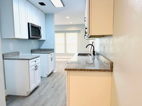 Tiny photo for 1234 Hidden Place, Tallahassee, FL 32304 (MLS # 387843)