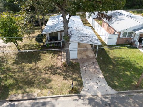 Tiny photo for 1820 Keith Street, Tallahassee, FL 32310 (MLS # 391798)