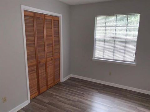 Tiny photo for 145 Horseshoe Drive, Havana, FL 32333 (MLS # 399021)