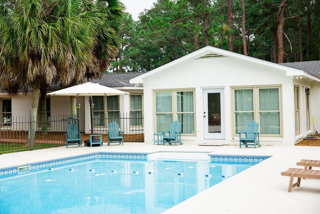 200 Mimosa Lane