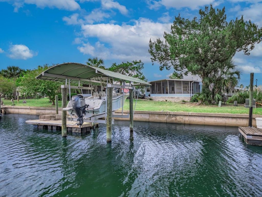 Photo of 53 Janet Drive, Crawfordville, FL 32327 (MLS # 391552)