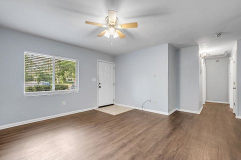 Tiny photo for 1919 Karen Lane, Tallahassee, FL 32304 (MLS # 401874)