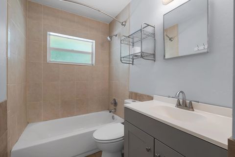 Tiny photo for 1919 Karen Lane, Tallahassee, FL 32304 (MLS # 401874)