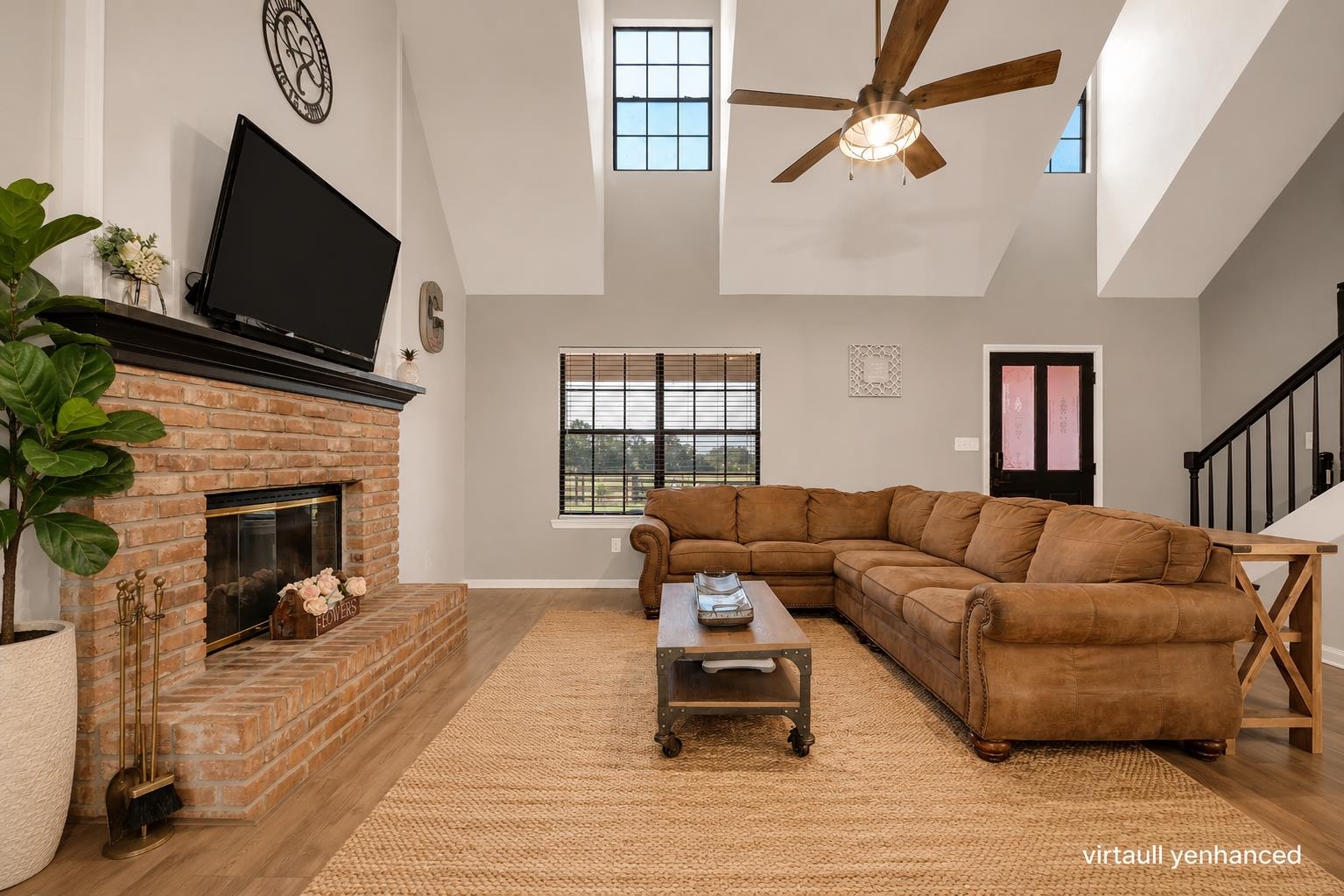 289 Mockingbird Lane