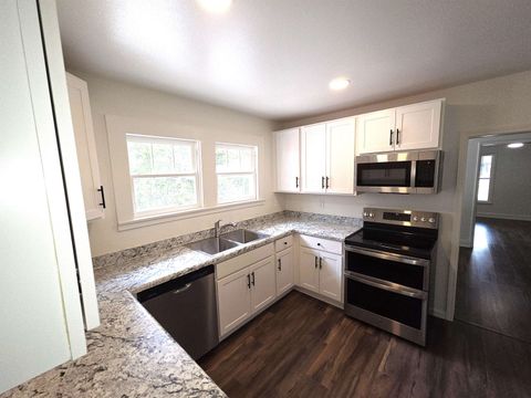 Tiny photo for 19285 NW SR 20, Bristol, FL 32321 (MLS # 398054)