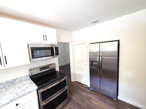 Tiny photo for 19285 NW SR 20, Bristol, FL 32321 (MLS # 398054)