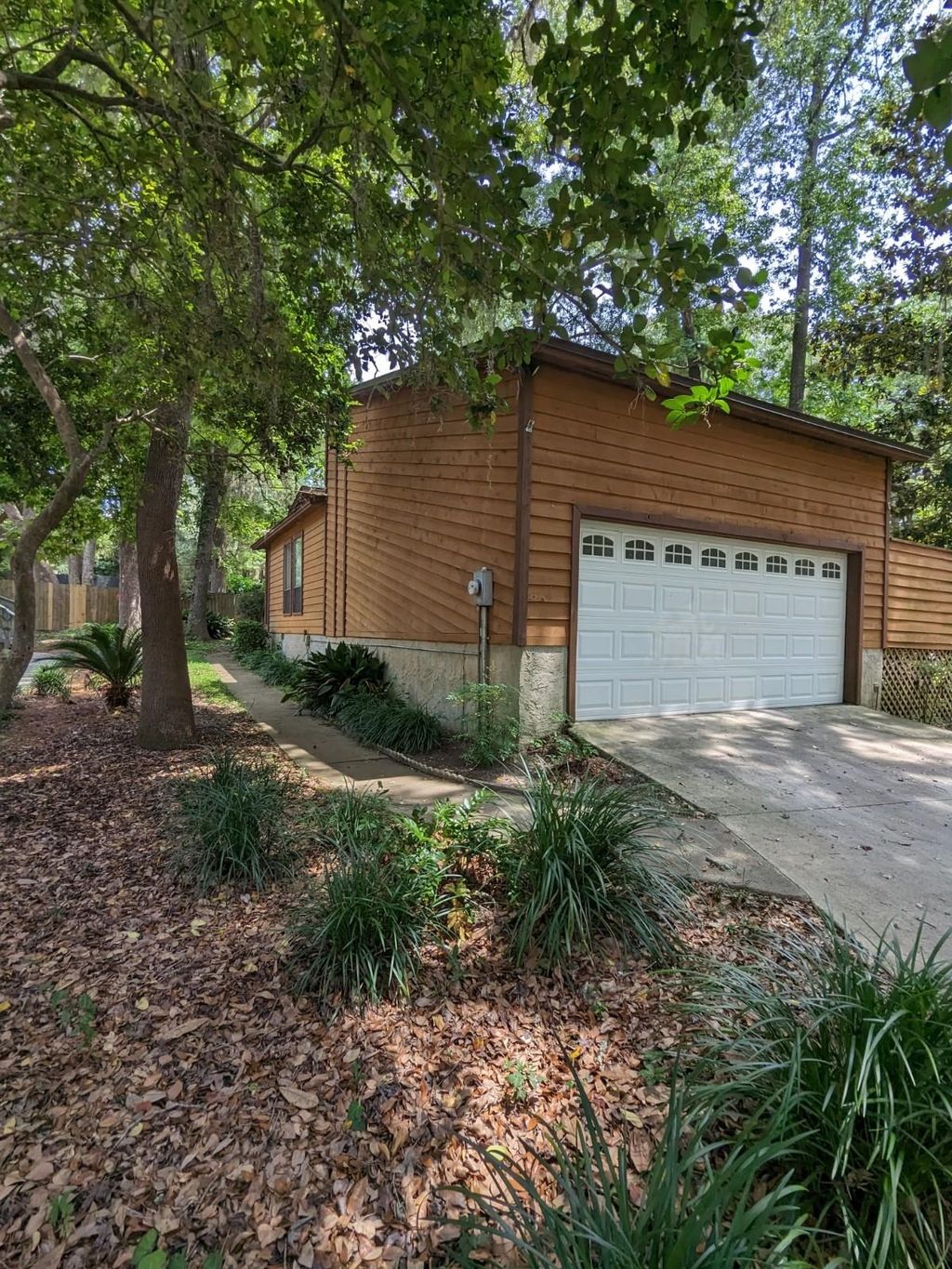 Photo of 2983 Bay Shore Drive, Tallahassee, FL 32309 (MLS # 393058)