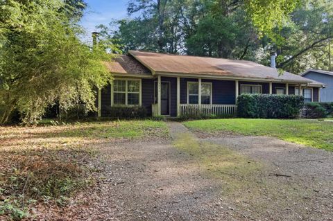 Tiny photo for 2020 Canewood Court #A, Tallahassee, FL 32303 (MLS # 399956)