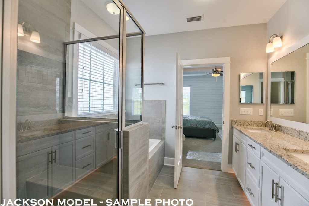 Photo of 3829 Ardmore Lane, Tallahassee, FL 32308 (MLS # 387194)