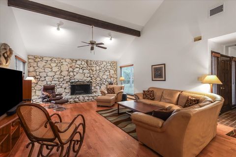 Tiny photo for 2424 Winthrop Road, Tallahassee, FL 32308 (MLS # 393781)