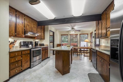 Tiny photo for 2424 Winthrop Road, Tallahassee, FL 32308 (MLS # 393781)