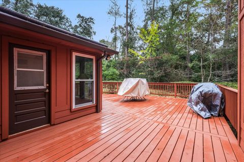 Tiny photo for 2424 Winthrop Road, Tallahassee, FL 32308 (MLS # 393781)