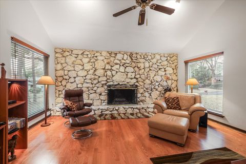 Tiny photo for 2424 Winthrop Road, Tallahassee, FL 32308 (MLS # 393781)