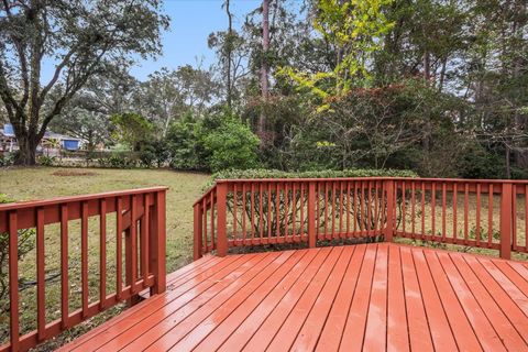 Tiny photo for 2424 Winthrop Road, Tallahassee, FL 32308 (MLS # 393781)