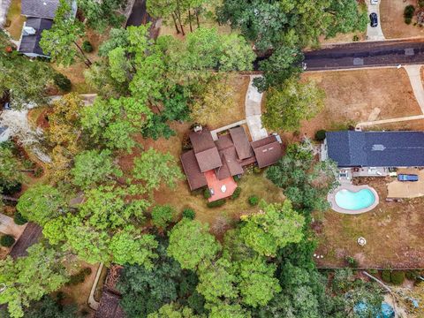 Tiny photo for 2424 Winthrop Road, Tallahassee, FL 32308 (MLS # 393781)