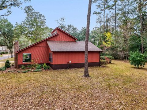 Tiny photo for 2424 Winthrop Road, Tallahassee, FL 32308 (MLS # 393781)