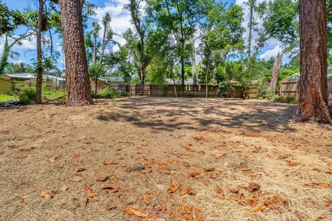 Tiny photo for 1710 Eisenhower Street, Tallahassee, FL 32310 (MLS # 395217)