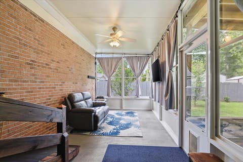 Tiny photo for 3945 CALLE DE SANTOS Road, Tallahassee, FL 32311 (MLS # 400718)