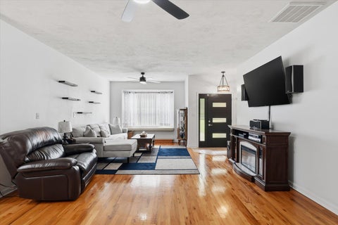 Tiny photo for 3945 CALLE DE SANTOS Road, Tallahassee, FL 32311 (MLS # 400718)