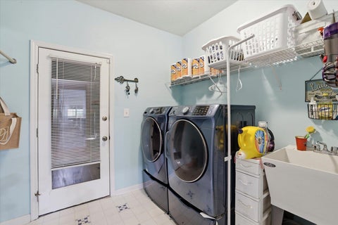 Tiny photo for 3945 CALLE DE SANTOS Road, Tallahassee, FL 32311 (MLS # 400718)