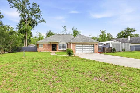 Tiny photo for 3945 CALLE DE SANTOS Road, Tallahassee, FL 32311 (MLS # 400718)