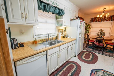 Tiny photo for 1921 Longview Dr Dr, Tallahassee, FL 32303 (MLS # 395503)