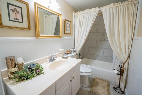 Tiny photo for 1921 Longview Dr Dr, Tallahassee, FL 32303 (MLS # 395503)