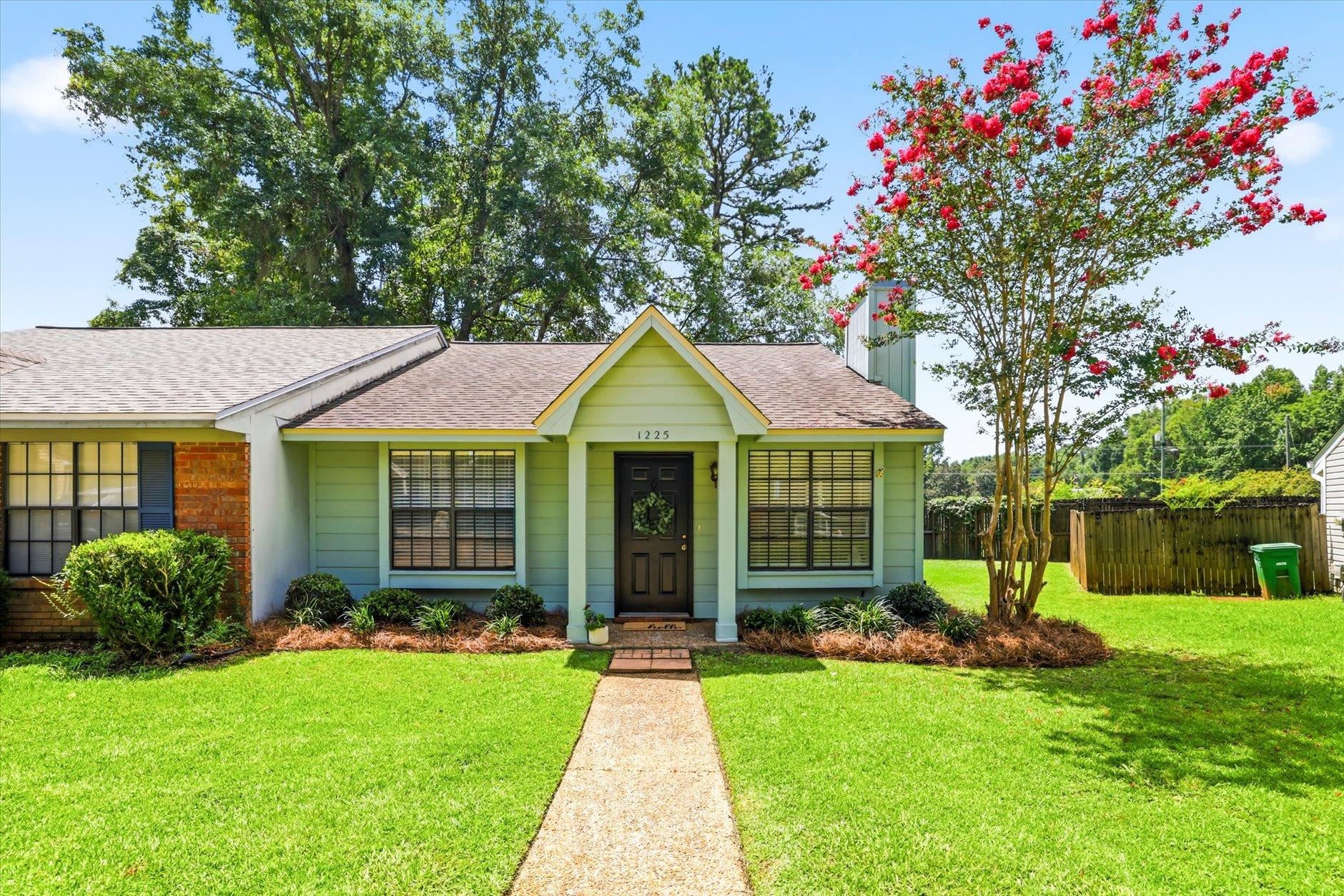 1225 Brafforton Court