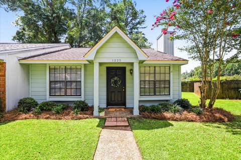 Photo of 1225 Brafforton Court, Tallahassee, FL 32311 (MLS # 402417)