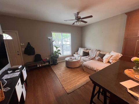 Tiny photo for 1927 Ann Arbor Avenue, Tallahassee, FL 32304 (MLS # 398079)