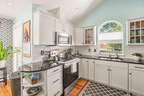 Tiny photo for 1461 Pine Street, Tallahassee, FL 32303 (MLS # 397669)