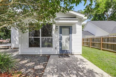 Tiny photo for 1461 Pine Street, Tallahassee, FL 32303 (MLS # 397669)