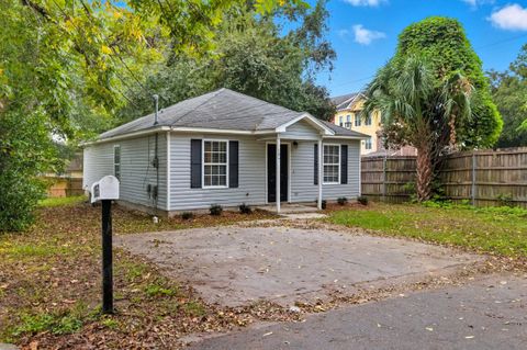 Tiny photo for 1053 Delaware Street, Tallahassee, FL 32304 (MLS # 391738)