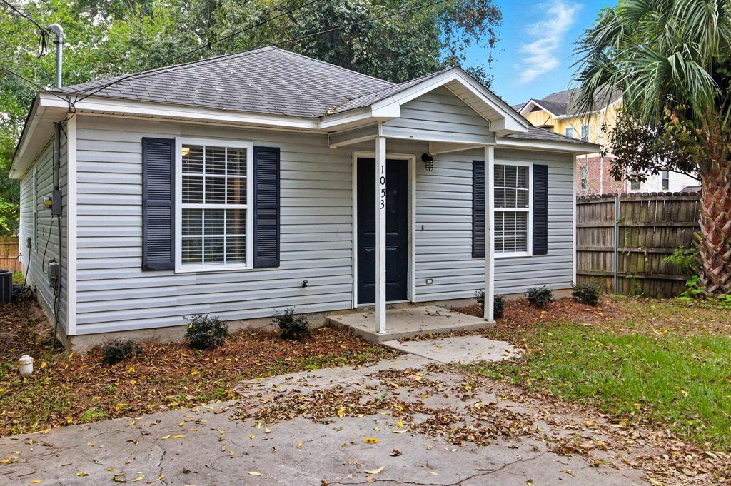 Photo of 1053 Delaware Street, Tallahassee, FL 32304 (MLS # 391738)