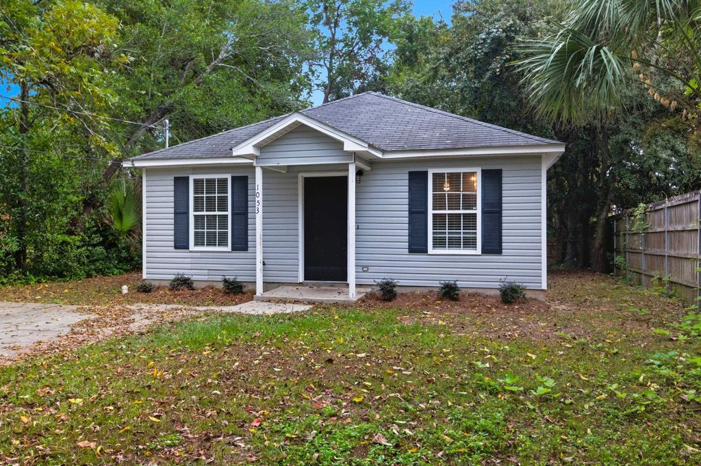 Photo of 1053 Delaware Street, Tallahassee, FL 32304 (MLS # 391738)