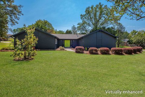 3721 LONGFORD Drive Tallahassee FL 32309