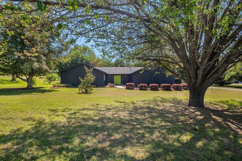 Tiny photo for 3721 LONGFORD Drive, Tallahassee, FL 32309 (MLS # 397822)