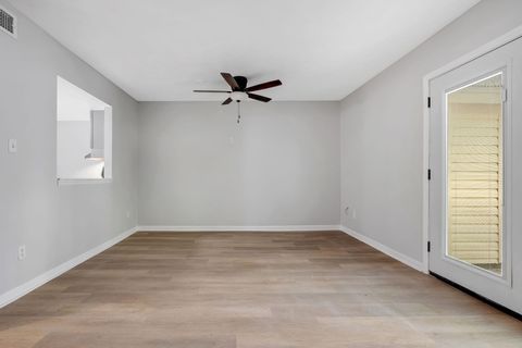 Tiny photo for 1986 Portland Avenue, Tallahassee, FL 32303 (MLS # 393194)