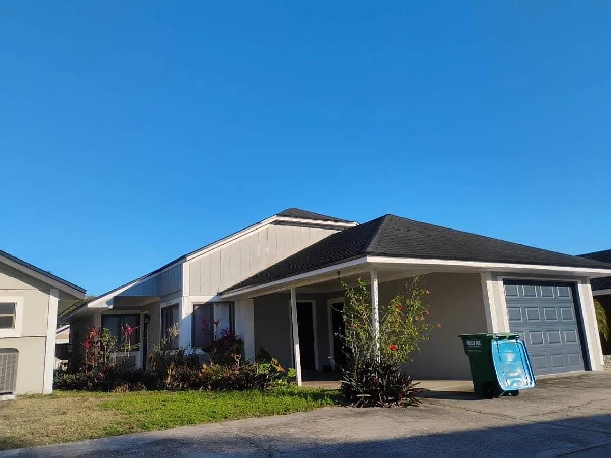 736 Summerland Drive