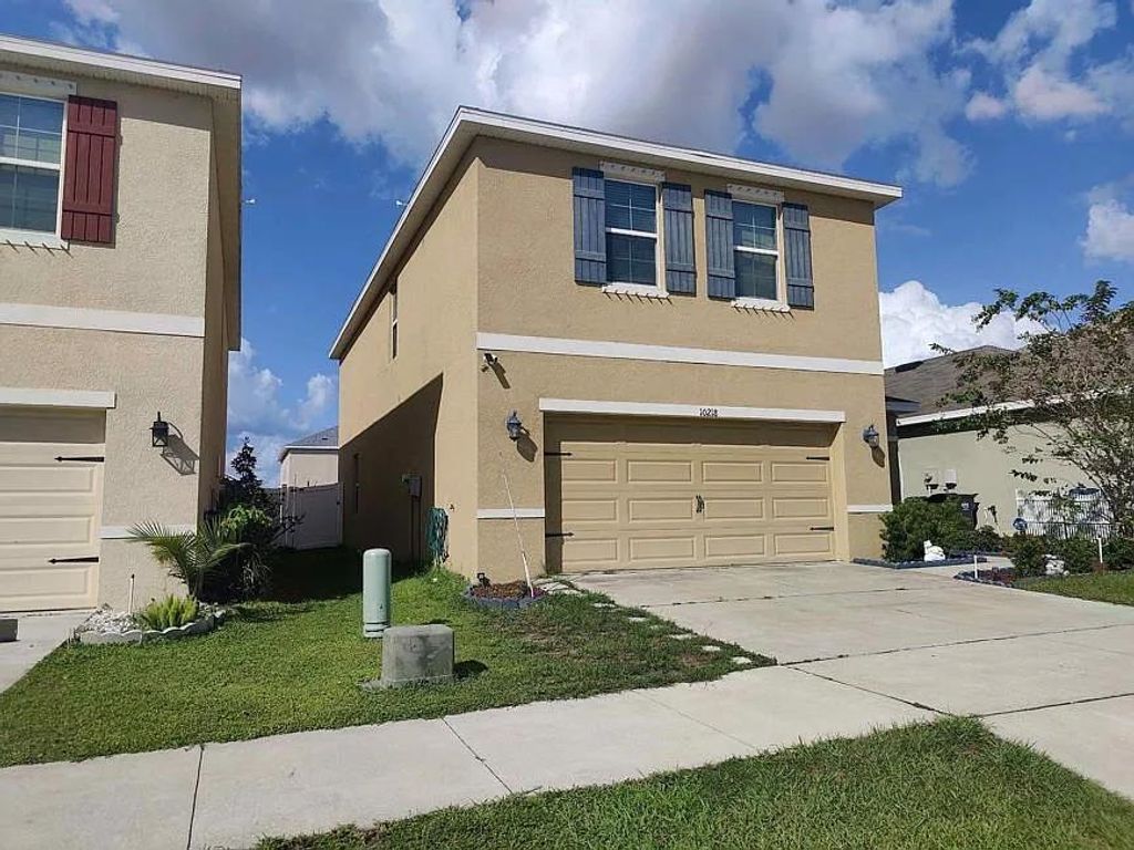 Photo of 10218 Geese Trail Circle, Other Florida, FL 33573 (MLS # 392474)