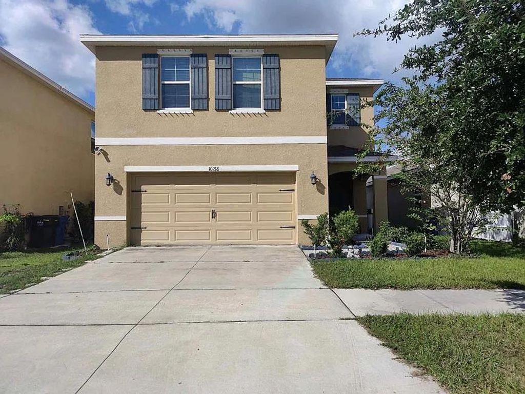Photo of 10218 Geese Trail Circle, Other Florida, FL 33573 (MLS # 392474)