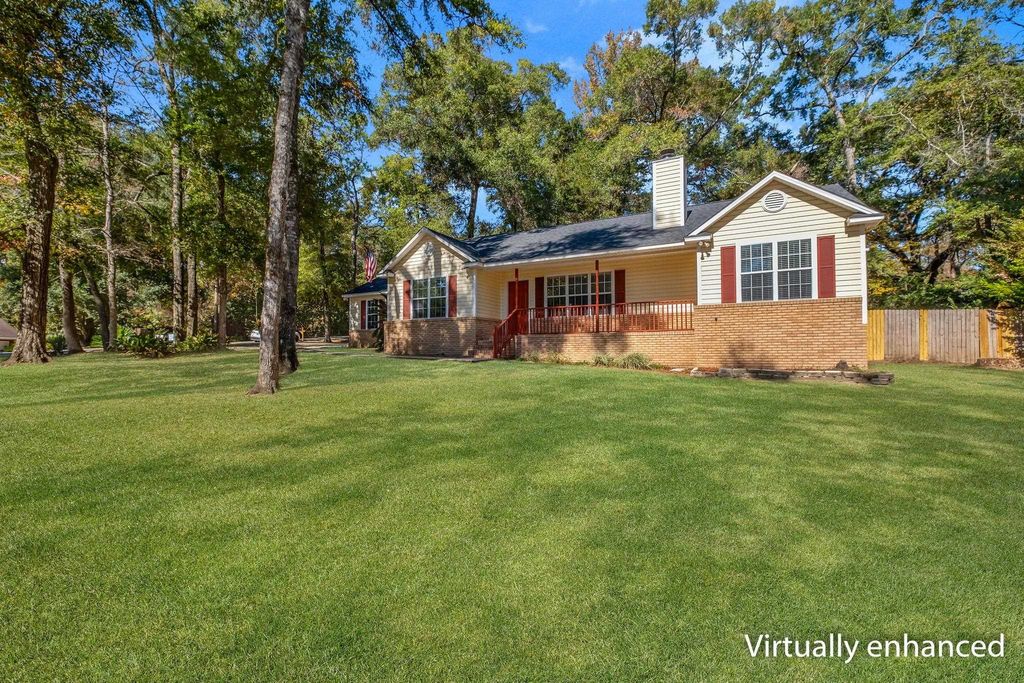 Photo of 47 Engwall Circle, Havana, FL 32333 (MLS # 393214)