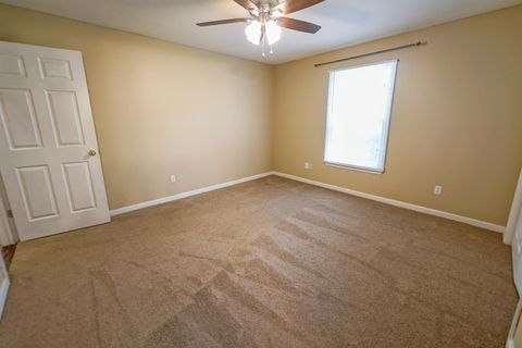 Tiny photo for 2143 Delta Way, Tallahassee, FL 32303 (MLS # 397876)