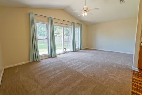 Tiny photo for 2143 Delta Way, Tallahassee, FL 32303 (MLS # 397876)