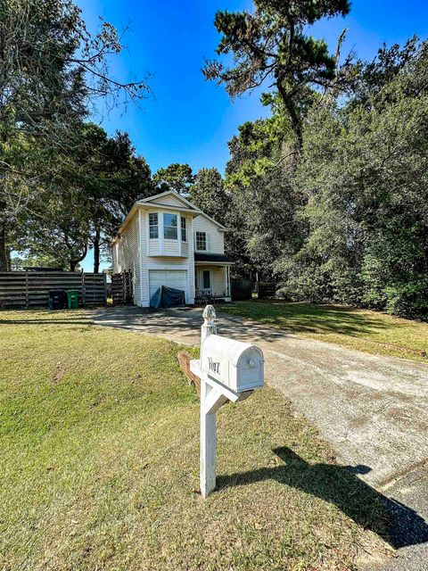 Tiny photo for 1107 Lovers Lane, Tallahassee, FL 32317 (MLS # 391301)