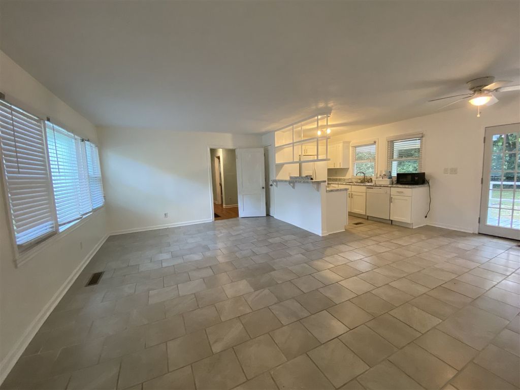 Photo of 414 Prince St St, Tallahassee, FL 32304 (MLS # 315277)